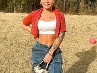 Navaya Marie Vayvay2, navayamarie