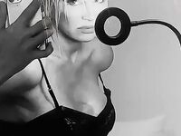 Pamela Anderson mepamelaanderson, pamelaanderson