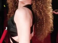 Sofie Dossi sofiedossi