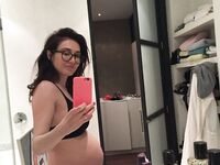 Carice Van Houten gamethrones, leavecaricealone