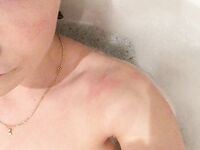 Carice Van Houten gamethrones, leavecaricealone