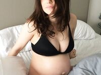 Carice Van Houten gamethrones, leavecaricealone