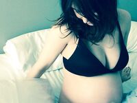 Carice Van Houten gamethrones, leavecaricealone