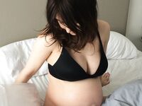 Carice Van Houten gamethrones, leavecaricealone