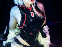 Kirsten Ria Kirstenriaa, WhatCulture