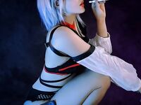 Kirsten Ria Kirstenriaa, WhatCulture