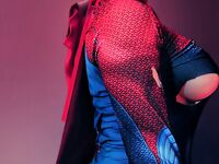 Kirsten Ria Kirstenriaa, WhatCulture