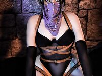 Kirsten Ria Kirstenriaa, WhatCulture