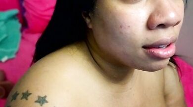 RoxiesObsession records herself in public with a dildo and a vibrator