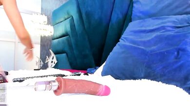 AmandaaJones_ gives a hot blowjob & rides a dildo like a pro in VR cosplay