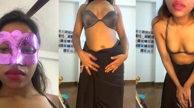 Young Indian squirt-girl role-plays as squirting slut in hot doggy-style action