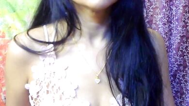 Moni2's tight pussy gets fingered and licked in a stripped-out striptease