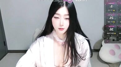 Sexy Asian-young best-young emo gets fingered in hot stripchat with mistresses