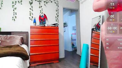 Kittyymaze1's deepthroat skills on camera - Stripchat cam2cam