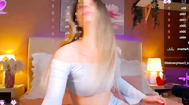 LiaraTesoni's tattooed body gets the wildest anal action & blowjob from young mistresses