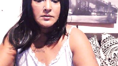 Indian_Sexy00 flaunts her big tits & tight ass in sexy strip-chat doggy-style