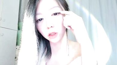 Ciri-CC's private stripchat with a young and medium-sized Asian cam girl in public