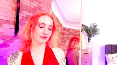 Alex_Fck gets her tight pussy drilled by her favorite toys in a hot stripchat