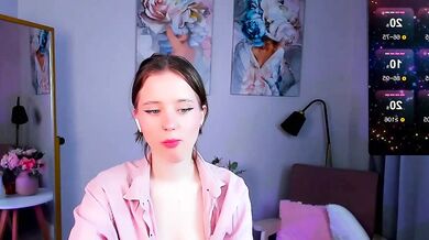 Mandy_xBaby's Oily Interactive Sex Tape: Big Tits, Pierced Teens & Oily Blowjobs