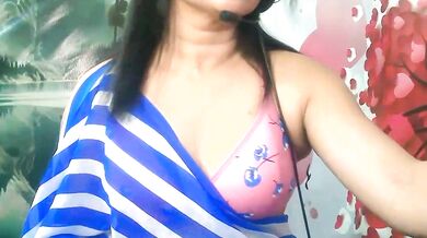 MISTI_KOL's private stripchat with her cheapest-privates-indian friend in HD