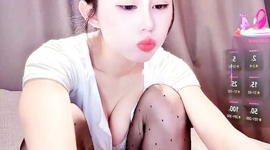 Mitao-Baby's dirty-talk & twerking in sexy latex & lingerie