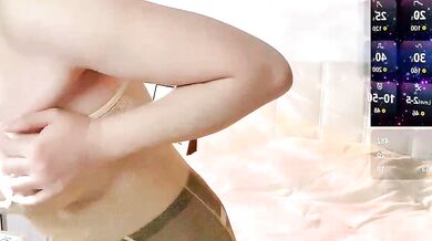 Watch Feier-Lovesyou give a sloppy blowjob and get creampied in steamy swingers sex-toy action