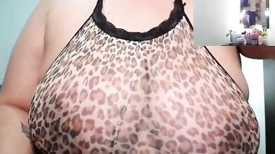 Zoe_hotxxx gets her tight ass drilled while playing with her dildo and vibrator in private stripchat session