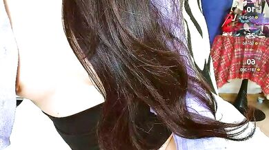 Watch wumeinv's steamy strip show with big-ass-young smoking & deepthroating!