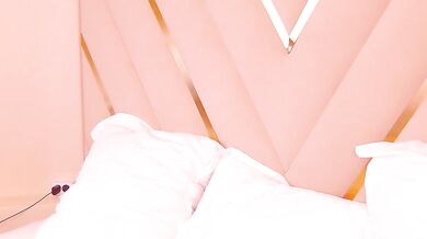 GwenBanks strips down & gives a naughty titty-fuck in front of camera