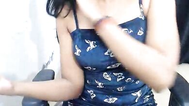 Sexy Vani1 goes wild with her toys and dirty talk while giving a hot handjob in stripchat