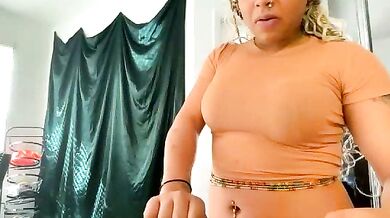 GoddessNih's private stripchat with doggy-style and public mistresses