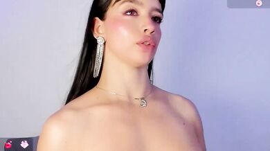 Mia_2406 records herself in stripchat with small-titted toys and anal play