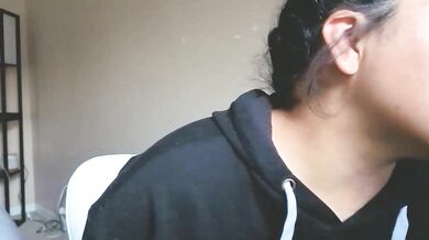 Kimmiakiss22's Interactive Masturbation Session: Nipple-Toys, Hairy Young American, and Best of Lovense