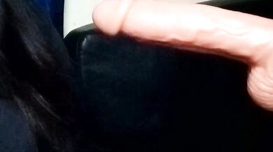 Watch Sheela_oshovadi's steamy strip-tease & finger-bang with a big dildo & vibrator!