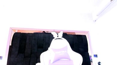 Cloee_Katz_ dominates in hot doggy-style action on Cam Show Recordings