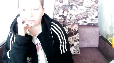 Angelsexysweet's deepthroating and double-penetration skills will make you want to cum