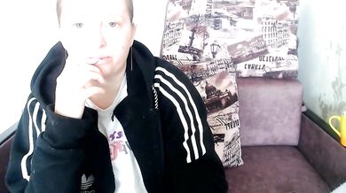 Angelsexysweet's deepthroating and double-penetration skills will make you want to cum