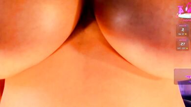 Petite Latina milf SofiaReyes1 gives a sloppy deepthroat & gets off with a vibrator