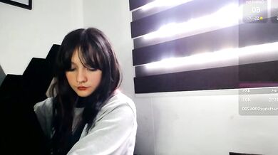 Maki_Zein, the petite-asian teen, gets fingered and fucked in doggy-style by her pierced-up cam