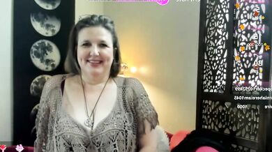 Madam_Verity gives a steamy handjob in front of cam while showing off her big tits and hairy pussy