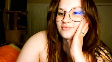 MrsJess's tight young pussy gets fingered in a hot and heavy best-young striptease