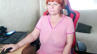 KellyNory strips, spanks & gives a sloppy blowjob in front of camera