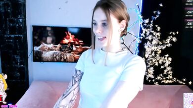 Kitness_Sky's dirty talk & handjob skills will make you cum hard