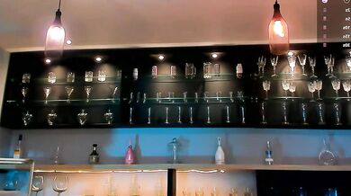 MadelineFox's tight pussy gets teased & twerked by young colombian cam girl