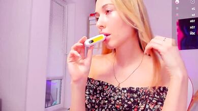 HotCarolineXO's tight ass gets a big tease in doggy-style with toys