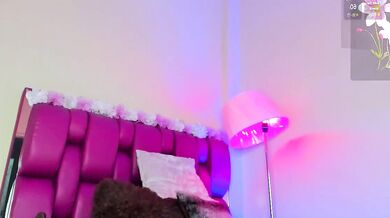 Mature desires fulfilled by desire_matture's deepthroat blowjob and twerk action