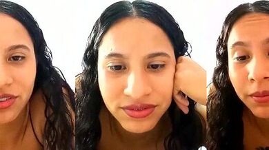 Karii-R's Latin ass gets fingered and squirts while dirty talking about anal squirting!
