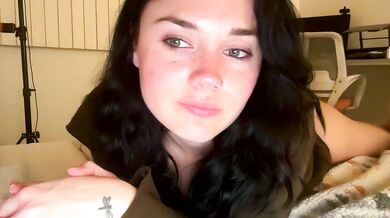 Queencassidy and Radiant engage in steamy porn video with a vibrating streamer