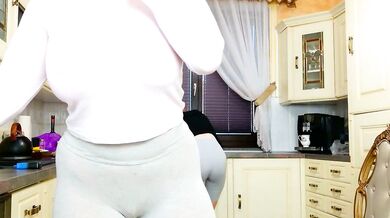 TUNDEROSE1: Interactive Cam Lovense with Best Friends - HD Fetish Action