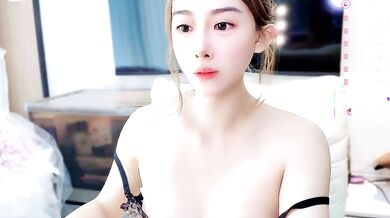 Avaa- goes wild with dirty-talk cam2cam on Luxurious Private Best